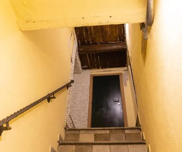 A Fenestrella E San Gregorio Armeno