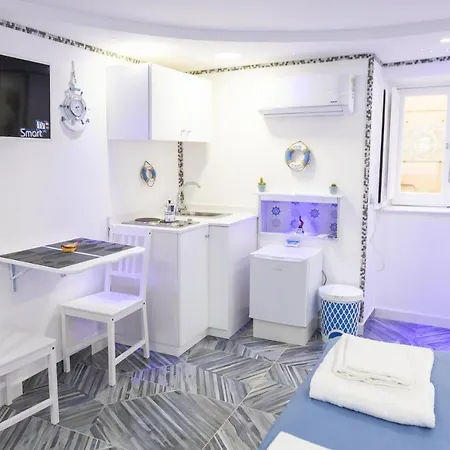 A Fenestrella E San Gregorio Armeno Apartament *