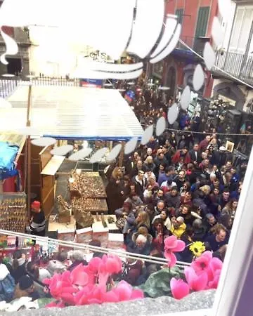 A Fenestrella E San Gregorio Armeno *